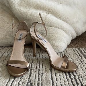 Steve Madden gold heels, size 9